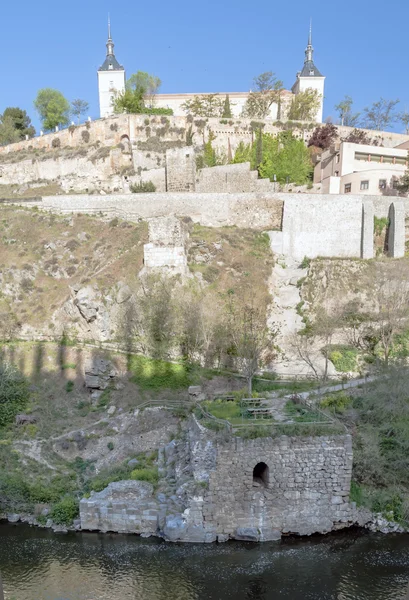 Muro e castello di Toledo — Foto Stock