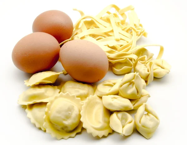 Italiaanse pasta met eieren — Stockfoto
