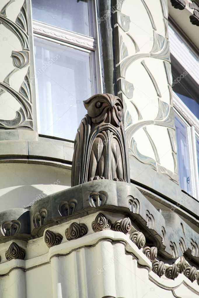 Owl statue on the building in Vaci street, Budapest