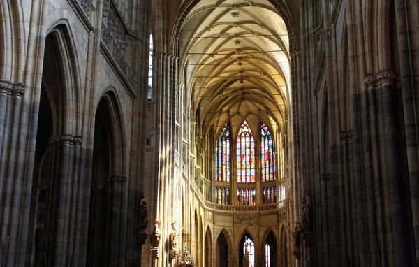 Innenraum der Kathedrale — Stockfoto