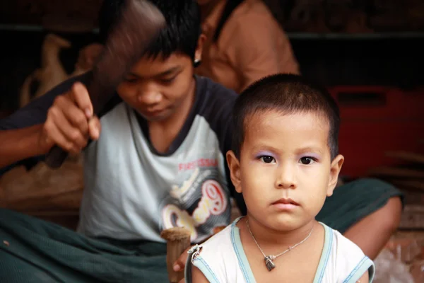 Gyermek portré, Mianmar — Stock Fotó