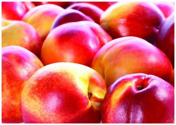 The fresh sweet nectarines — Stock Photo, Image