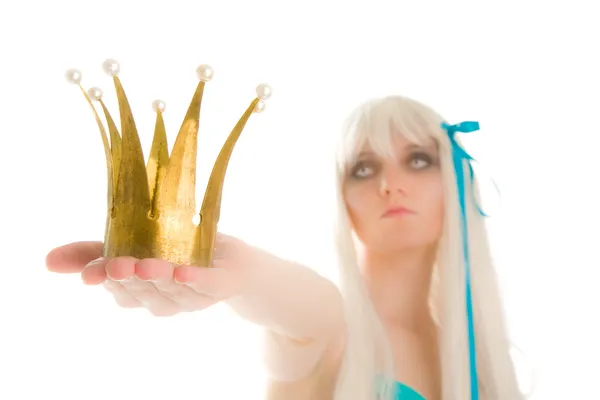 Buitenaardse koningin met kroon (focus op kroon) — Stockfoto