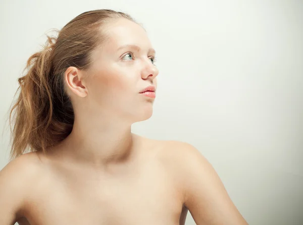 Beautiful nude woman looking up — Stok fotoğraf