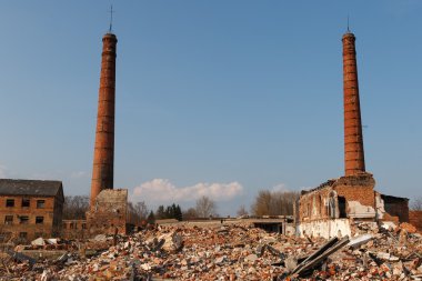 terk edilmiş fabrika