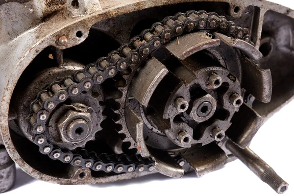 Разобранный старый мотоциклетный двигатель — стоковое фото