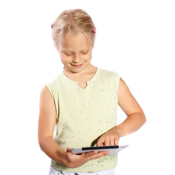 Dziewczyna bawi sie z jego cyfrowy tablicowy — Zdjęcie stockowe
