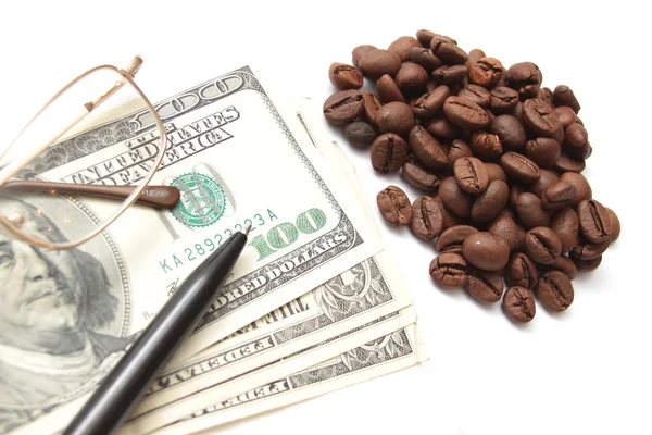 커피와 100 달러 — 스톡 사진