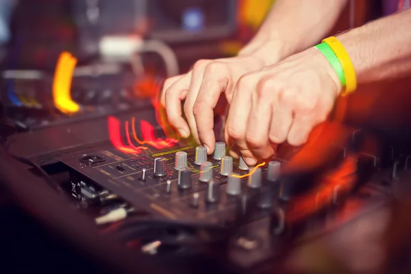 DJ mixning — Stockfoto