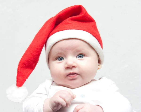Little girl in red cap — Stock Photo, Image