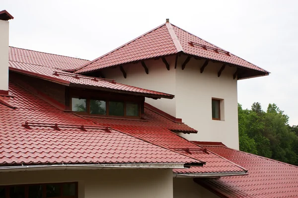 Dach domu — Zdjęcie stockowe