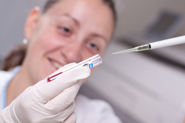 Micro pipette with blood