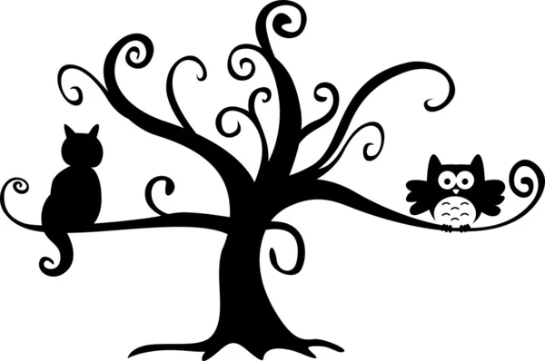 Ніч на Хеллоуїн сова і кіт на дереві — стоковий вектор