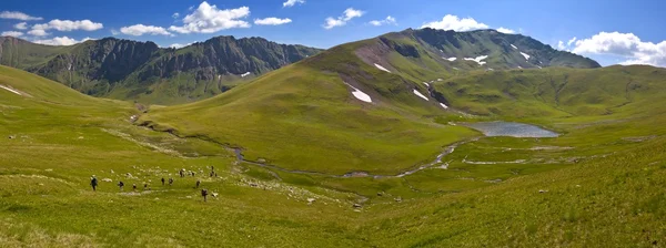 Green mountains panorama — Stock Photo, Image