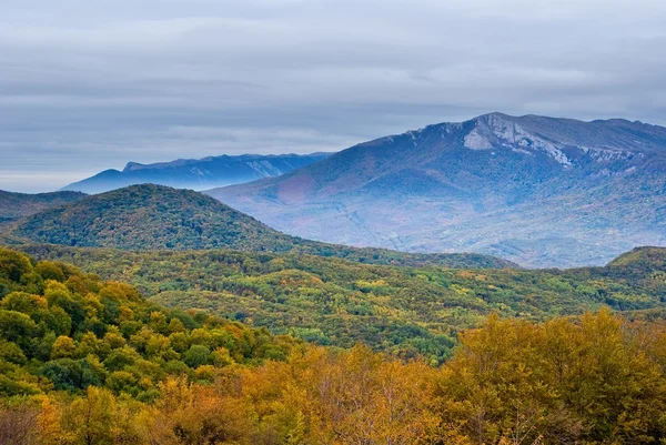 Sonbahar dağ sahne — Stok fotoğraf