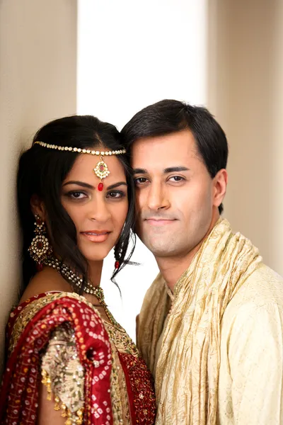 Piękna para indyjskich — Zdjęcie stockowe