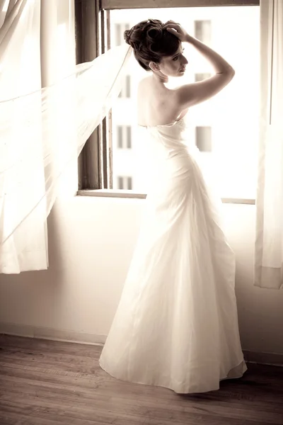 Elegant Bride — Stock Photo, Image