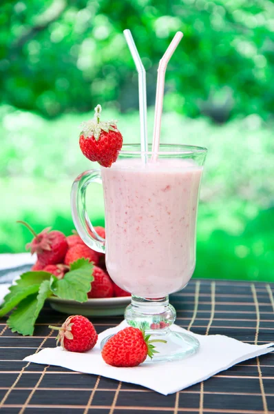 Milkshake aux fraises — Photo