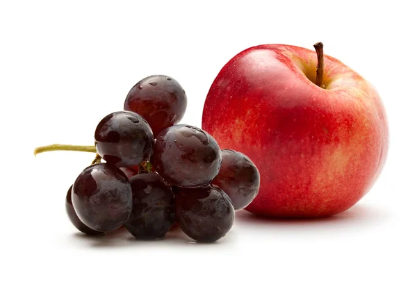Mela rossa e uva scura — Foto Stock