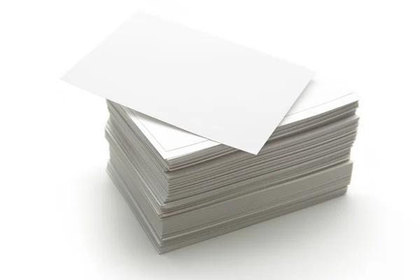 beyaz kağıt kart yığınını