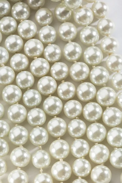 Řetězec z bílých perel — Stock fotografie