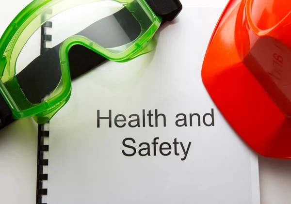 Register with goggles and helmet — Stock Photo, Image