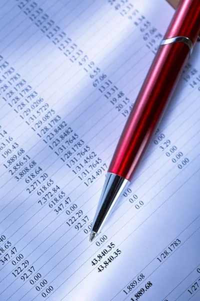 Operationele begroting en een pen Stockfoto