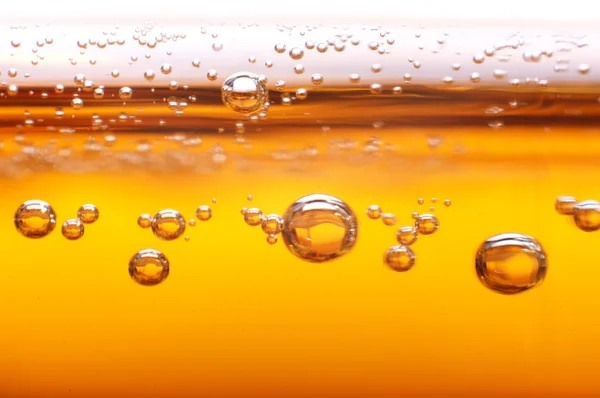 Mousse et bulles de bière . — Photo
