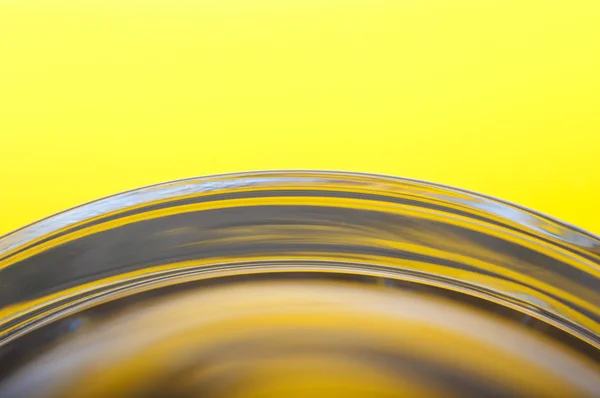 Abstraktion von Glas in Form eines Bogens. — Stockfoto