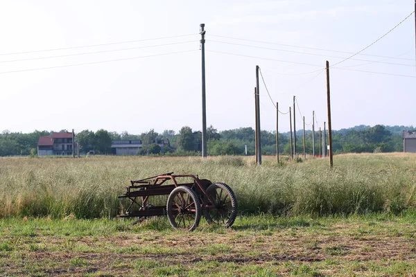 Máquinas rurais abandonadas — Fotografia de Stock