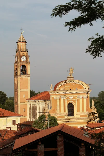 Biserica din Cavaglio, Italia — Fotografie, imagine de stoc