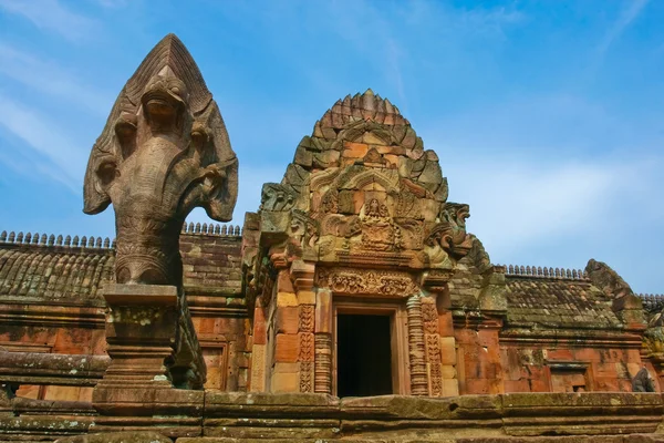 Snake statue in Phanom Roonk ancient castle. — Stock Photo, Image