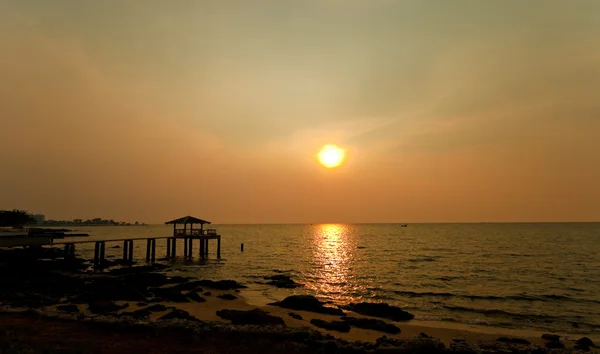 Coucher de soleil à Bang Saen — Photo