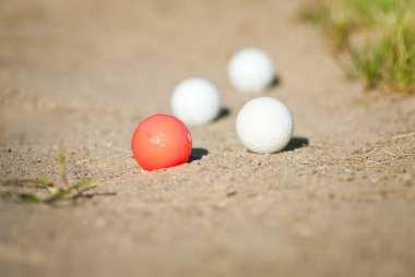 bunker golf topları