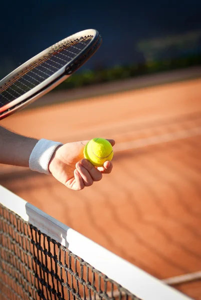 Giocare a tennis — Foto Stock