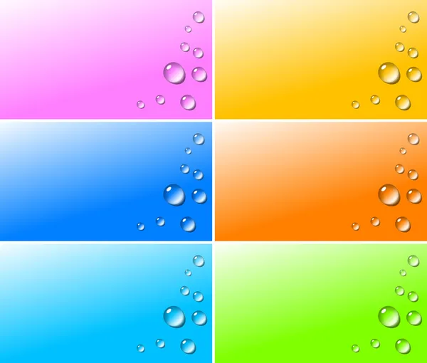 Transparante water druppels op kleurrijke achtergronden — Stockfoto