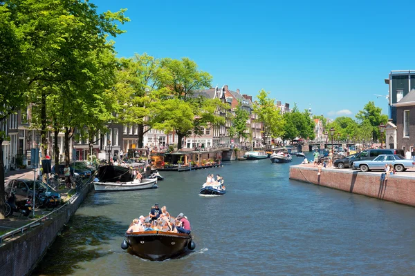 Канал Принсенграхт в Амстердаме — стоковое фото