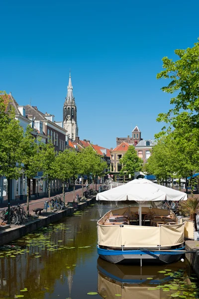 Vista no canal Delft — Fotografia de Stock