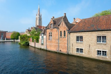 brugge bir kanalında harika görüntüsü