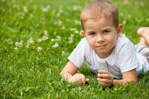Summer dreams of a little boy — Stock Photo, Image