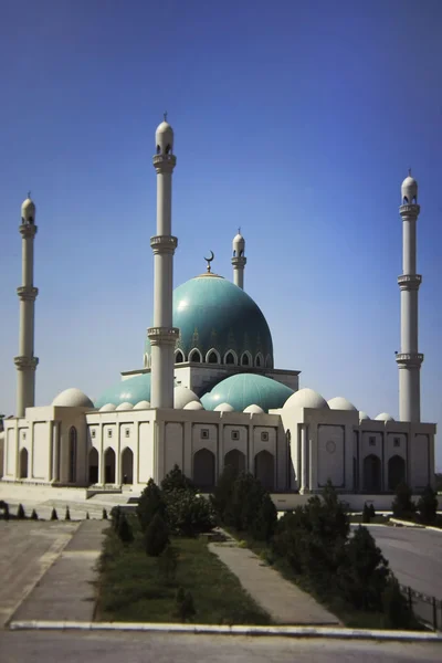 Moskén i geok bero. Turkmenistan. — Stockfoto