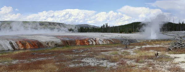 Yellowstone. Mammoth Hot Springs. Panorama. — Stock Photo, Image