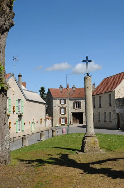 The village of Fontenay Saint Père — Stock Photo, Image