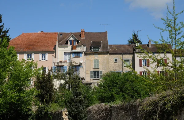 Francia, el pueblo de Vetheuil en Val d Oise — Foto de Stock