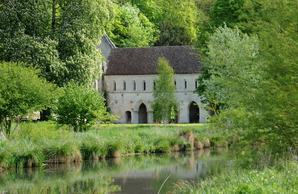 The abbey of Fontaine Guerard in Radepont — Stock Photo, Image