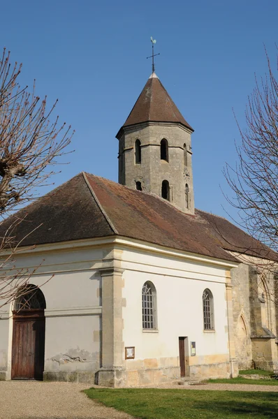 古典教堂的 Condecourt 在 Val d?瓦兹 — 图库照片