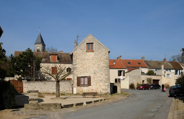 El pueblo de Fremainville en Val d Oise — Foto de Stock