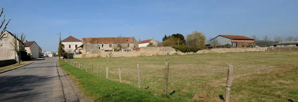 A aldeia de Sagy em V al d Oise — Fotografia de Stock