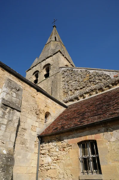 Εκκλησία του gaillon sur montcient στο les yvelines — Φωτογραφία Αρχείου