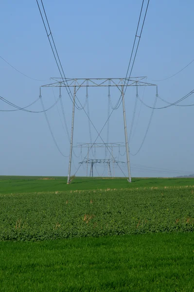 França, uma linha eléctrica em Val d Oise — Fotografia de Stock